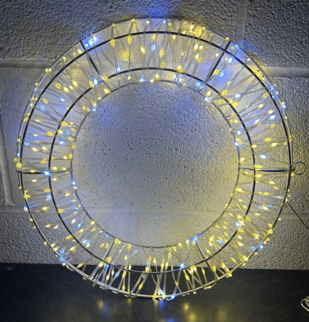 Arctic Sparkle 40cm 360 Warm White & White LEDs Wreath Circle Indoor or Outdoor