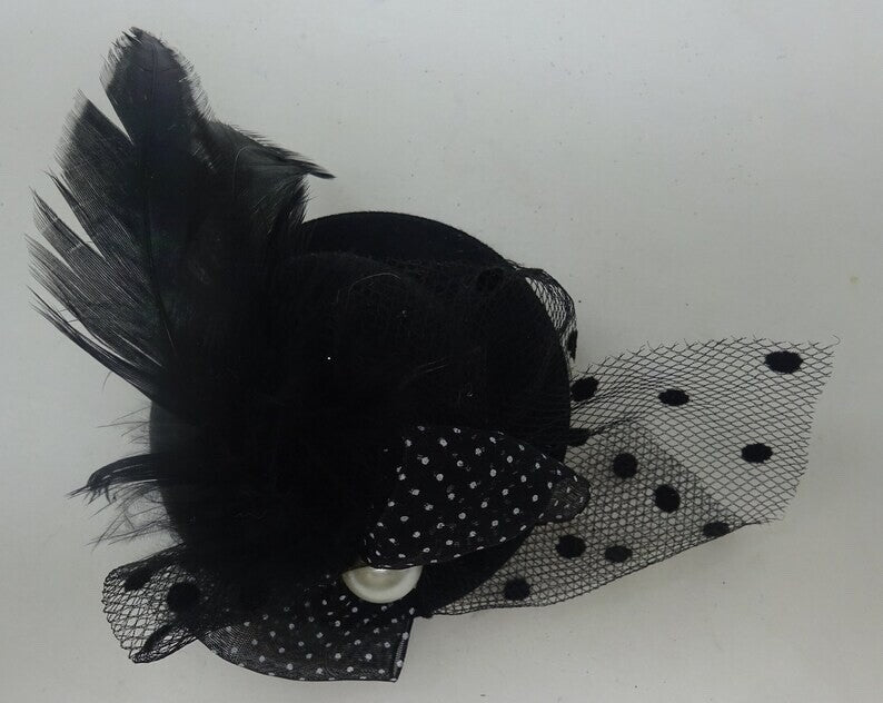 Small Black Hat Design Fascinator with Clip Fastening Spotted Bow Feather& Pearl