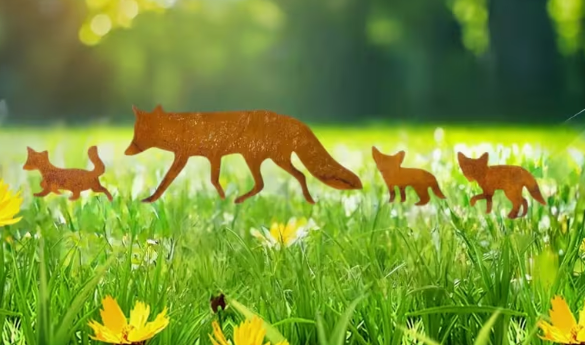 Acrylic Rusty Appearance Fox & 3 Cubs Garden Ornament Figurine Silhouettes
