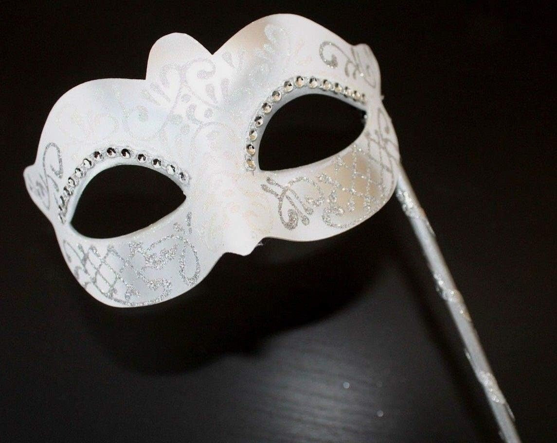 WHITE & SILVER VENETIAN MASQUERADE PARTY WEDDING BALL MASK DIAMONTES HAND HELD