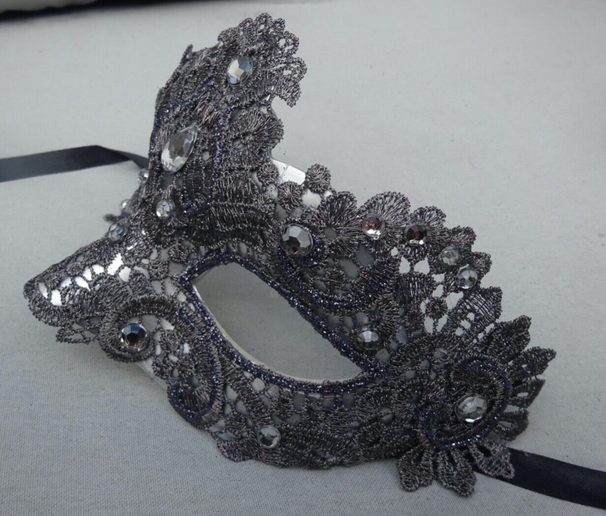 SILVER GREY JEWELLED LACE BROCADE MASK VENETIAN MASQUERADE CARNIVAL EYE BALL