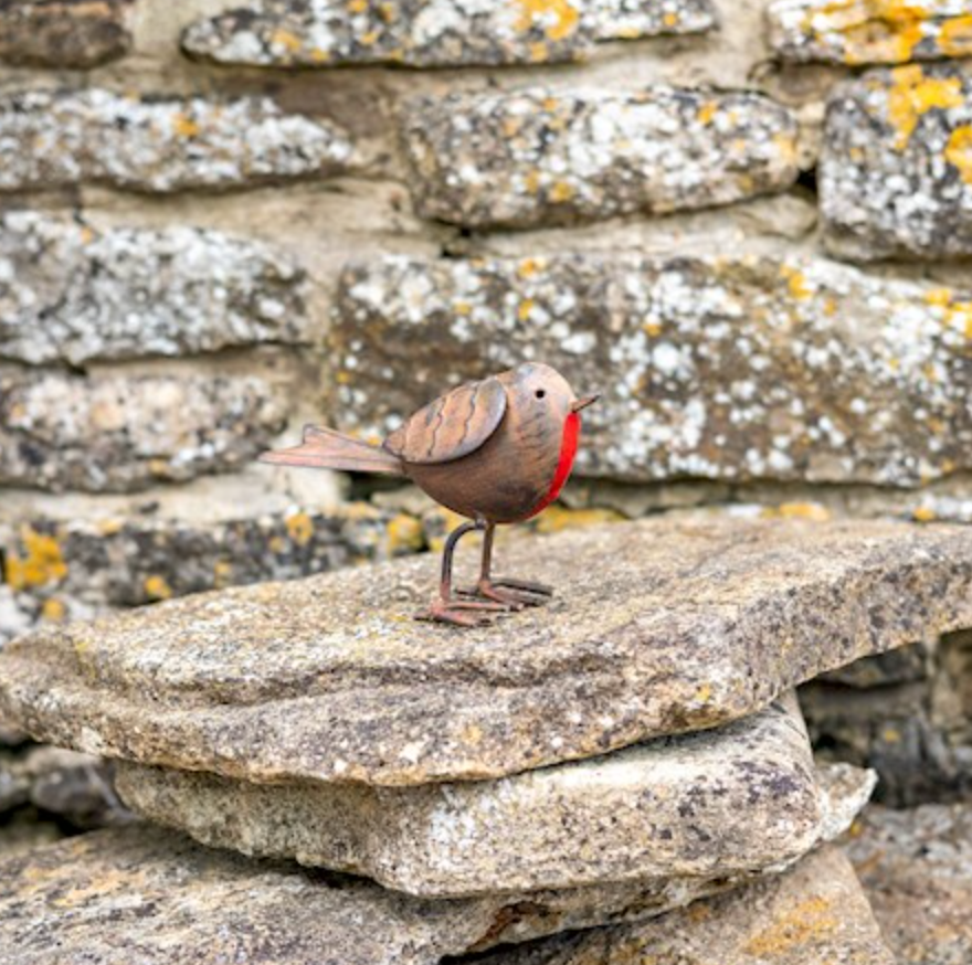 Rusty Metal British Bird Robin Approx 17cm Long Garden Decoration Ornament
