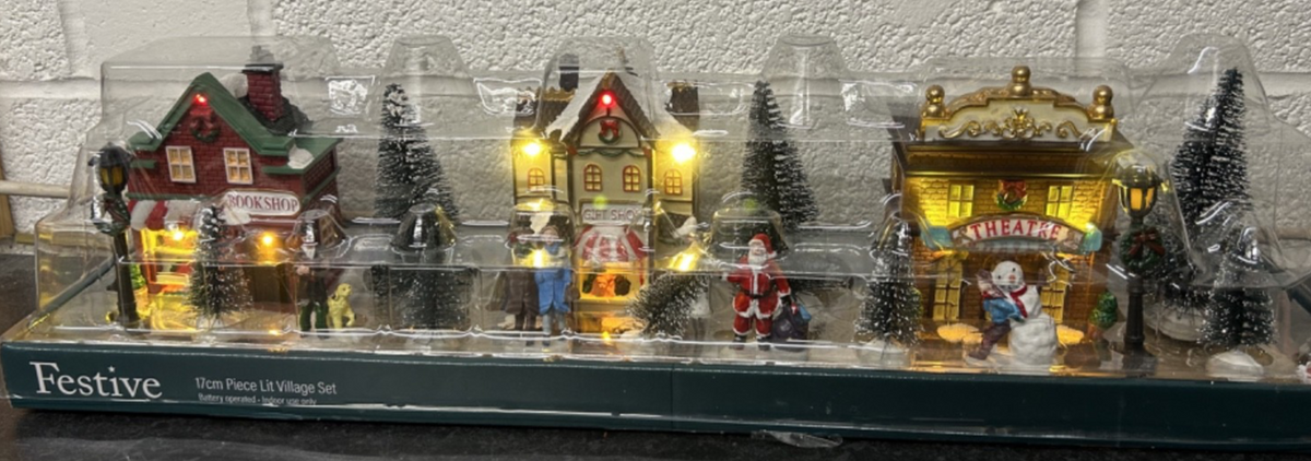 Large Christmas LED Light Up Village Scene Table Decoration 17 Piece 56cm Long