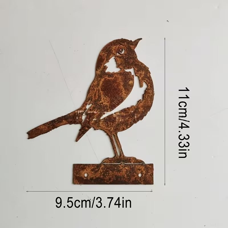 2 x Rusty Metal British Birds Robins Silhouettes 11cm Tall Garden Decoration