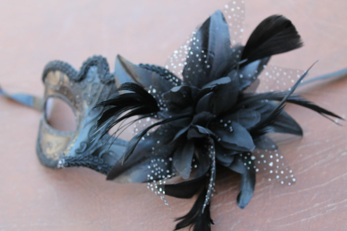 LADIES MIDNIGHT BLACK WITH FLOWER STUNNING VENETIAN MASQUERADE PARTY EYE MASK