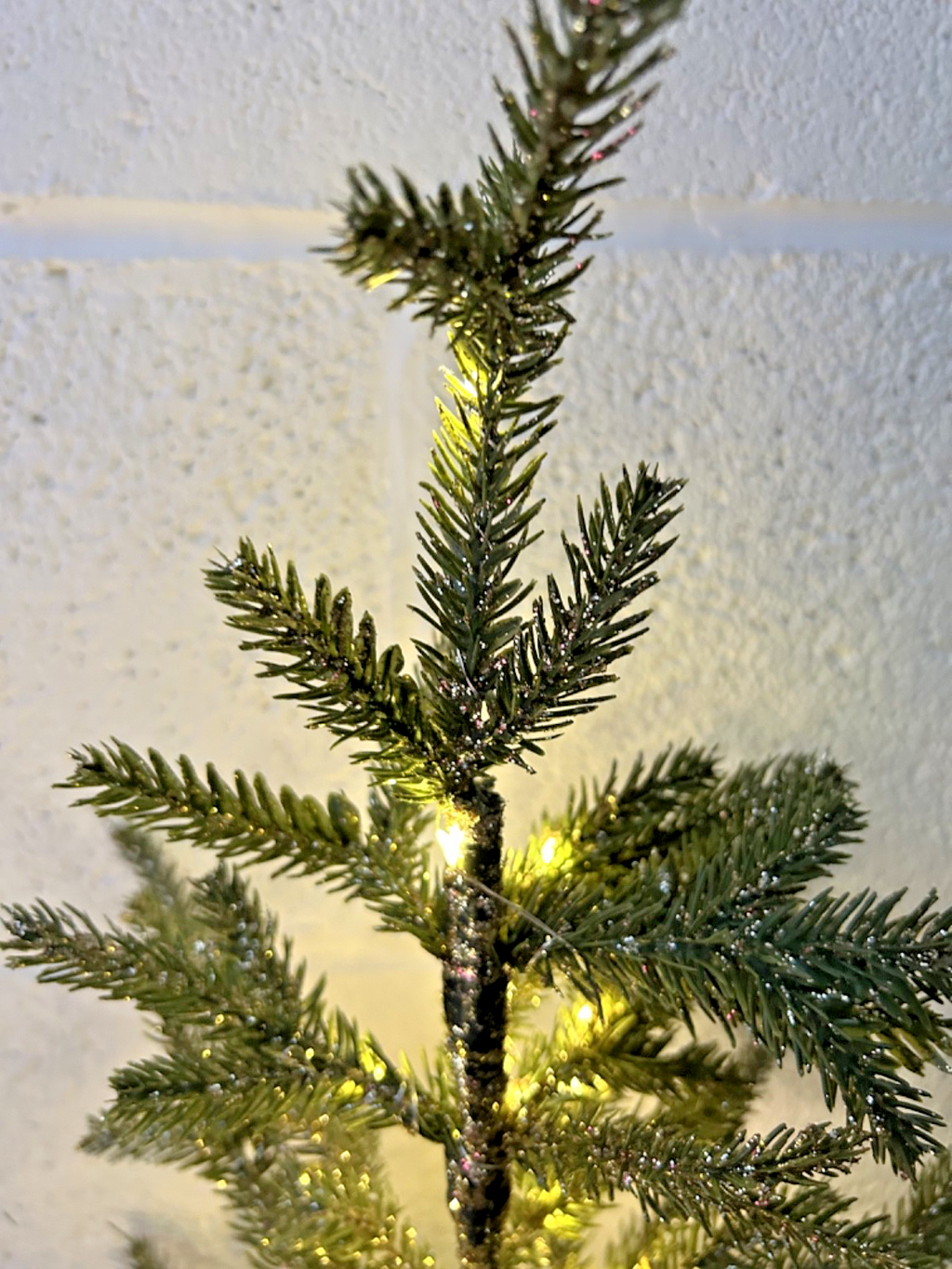 60cm Artificial 40 LED Light Up Sparkly Fir Christmas Tree Table Top Decoration
