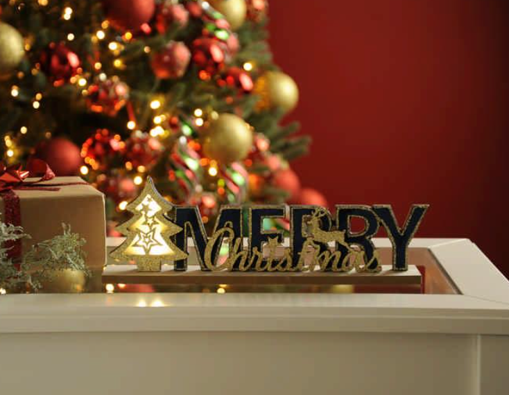 Wooden 'Merry Christmas' LED Light Up Tree Sign Reindeer Star Decoration 33cm