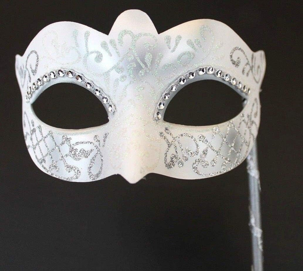 WHITE & SILVER VENETIAN MASQUERADE PARTY WEDDING BALL MASK DIAMONTES HAND HELD