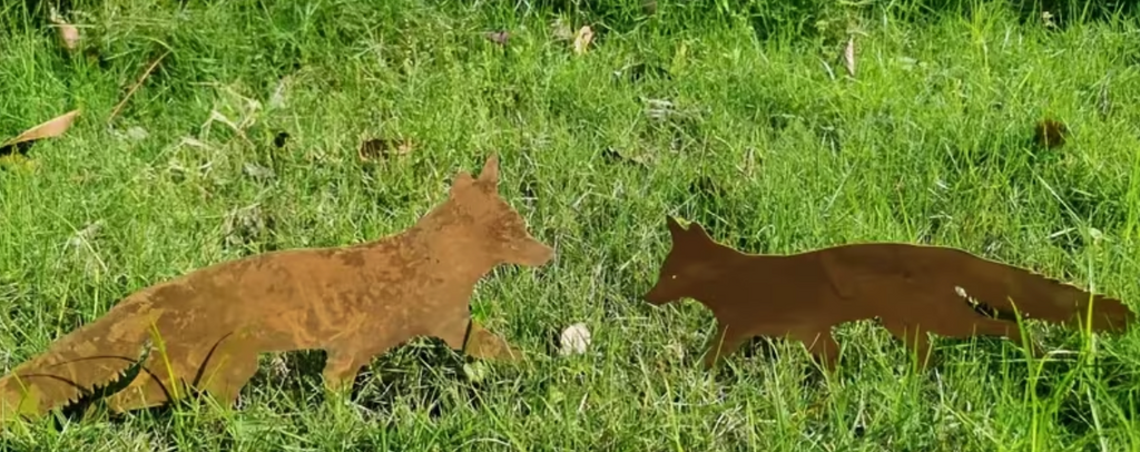 Core-Ten Rusty Patina Fox & Cub Garden Ornament Figurine Approx 40cm & 30cm Long