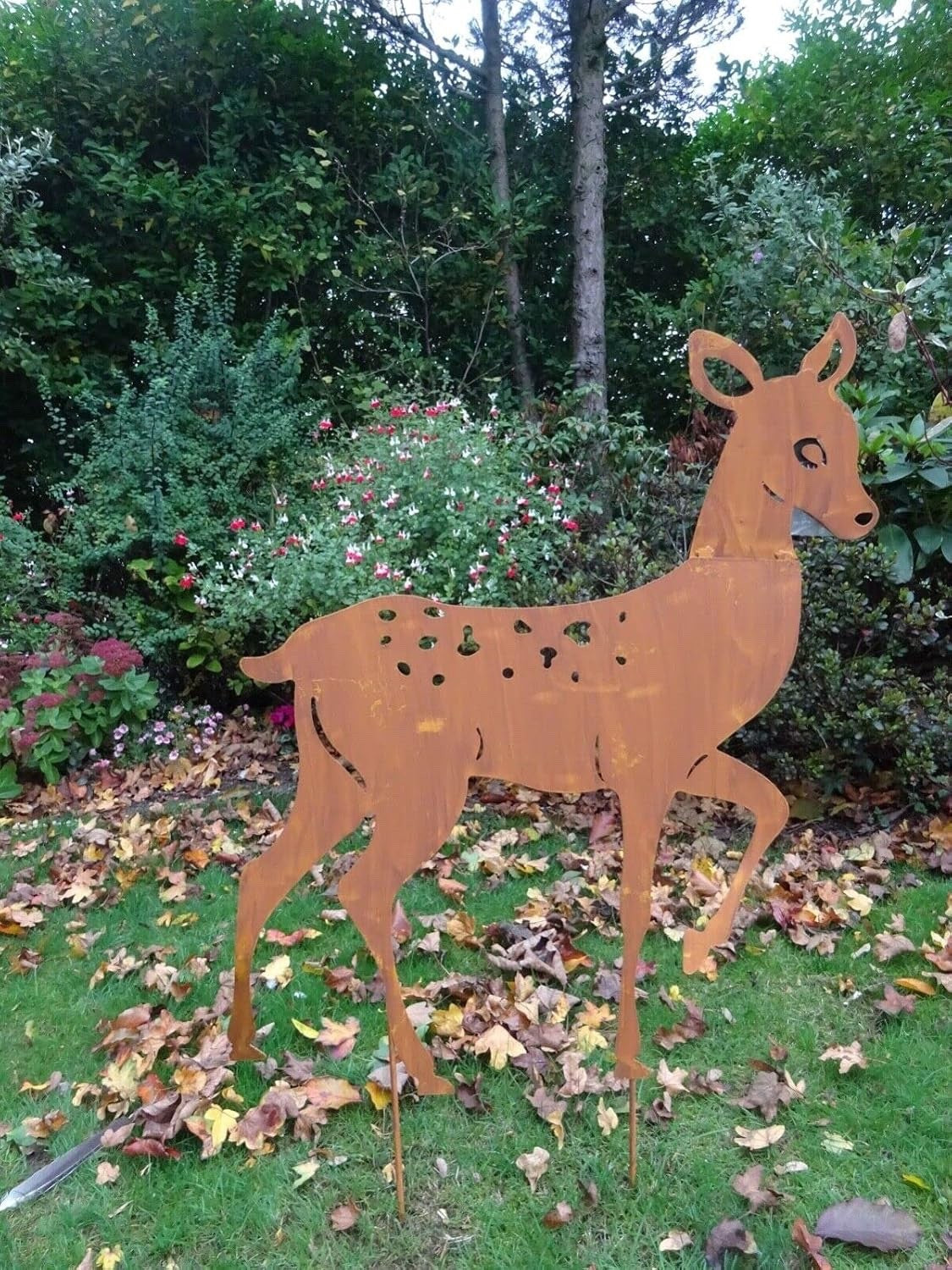 Large Rusty Metal Doe Deer Garden Ornament on Stake 88cm Tall x 70cm Wide