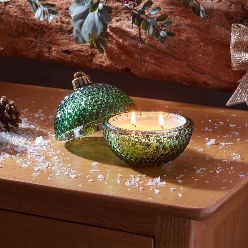 Christmas Green Bauble Design Mistletoe Fir Candle 13cm Tall 15 Hour Burn Time