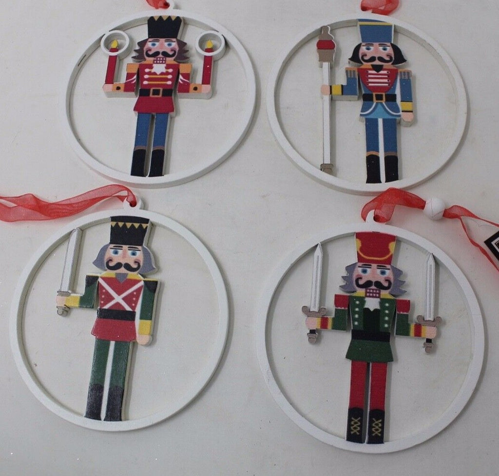 4 x Wooden Nutcracker Christmas Tree Decorations Ornaments With Hangers 9cm Dia