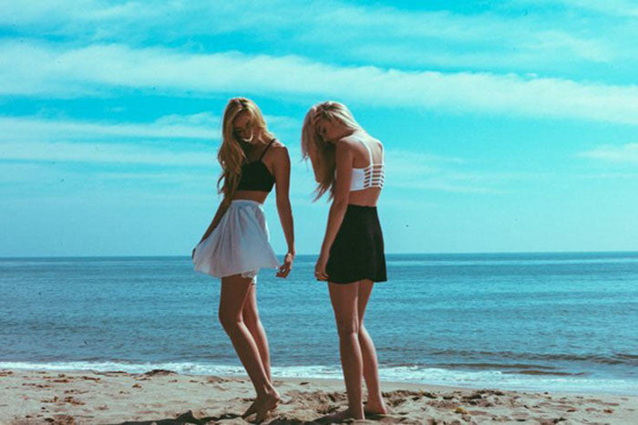 Black or Ivory Feature Stylish Back Straps Summer Beach Crop Cropped Top 8-10