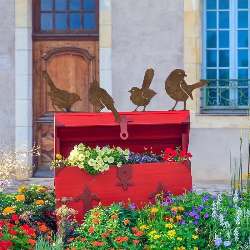 5 x Rust Effect Acrylic British Birds Different Shapes 10cm Tall Garden Decor