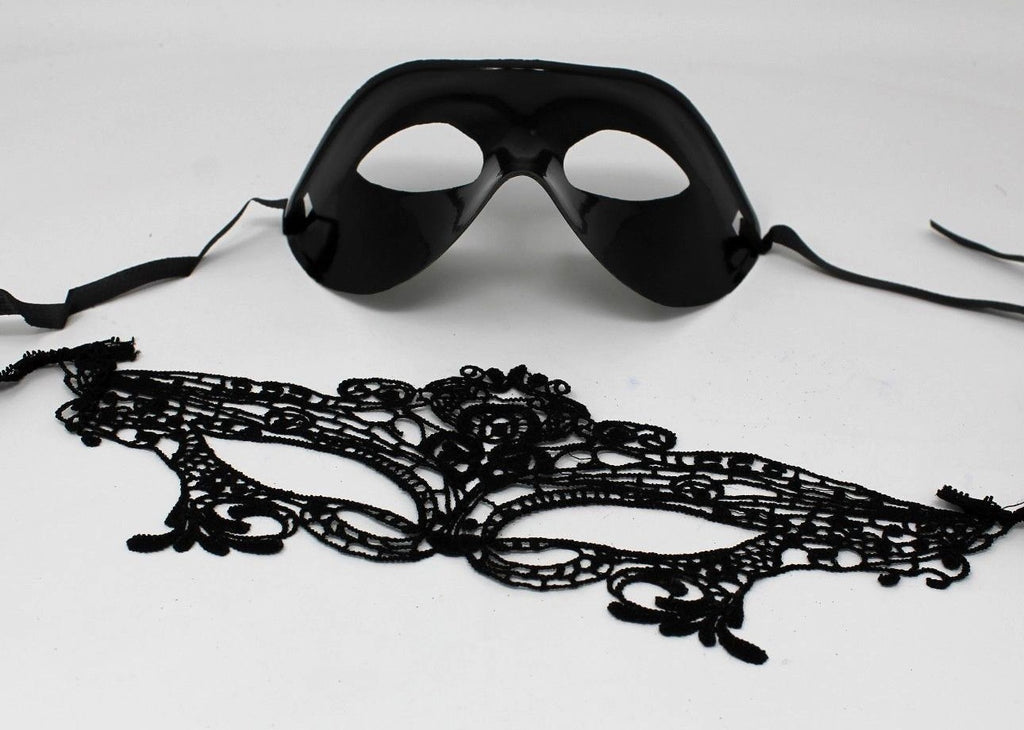 BUDGET HIS N HERS PAIR COUPLES BLACK & LACE VENETIAN MASQUERADE PARTY EYE MASKS