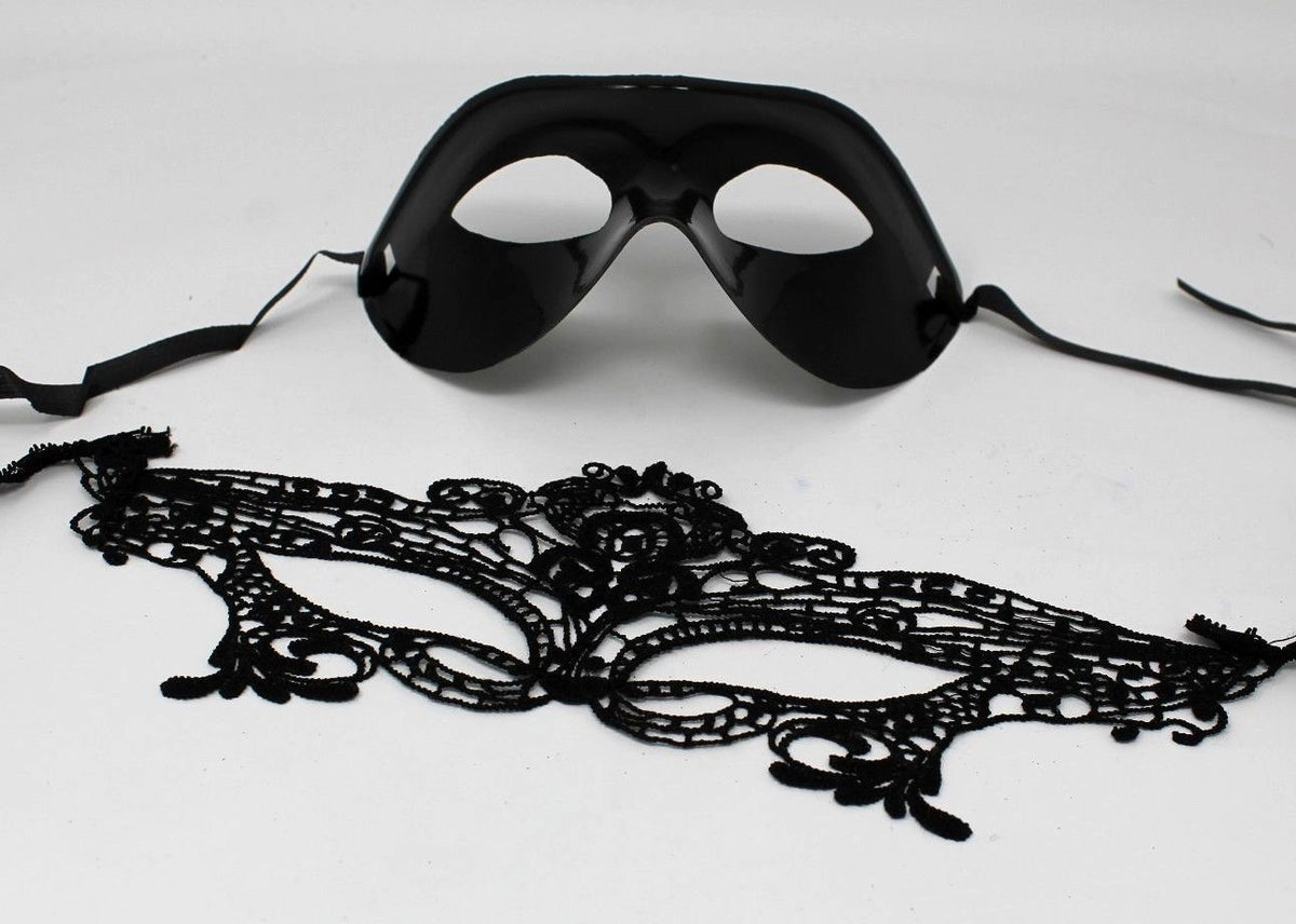BUDGET HIS N HERS PAIR COUPLES BLACK & LACE VENETIAN MASQUERADE PARTY EYE MASKS