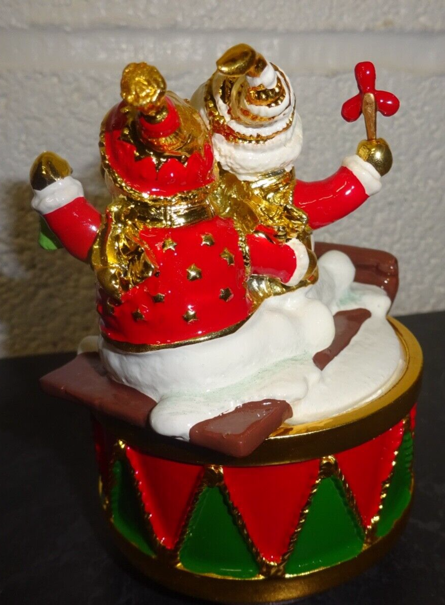 Christmas Musical Snowman Sledge Ceramic Gold Plated Figurine Wind Up 12cm Tall