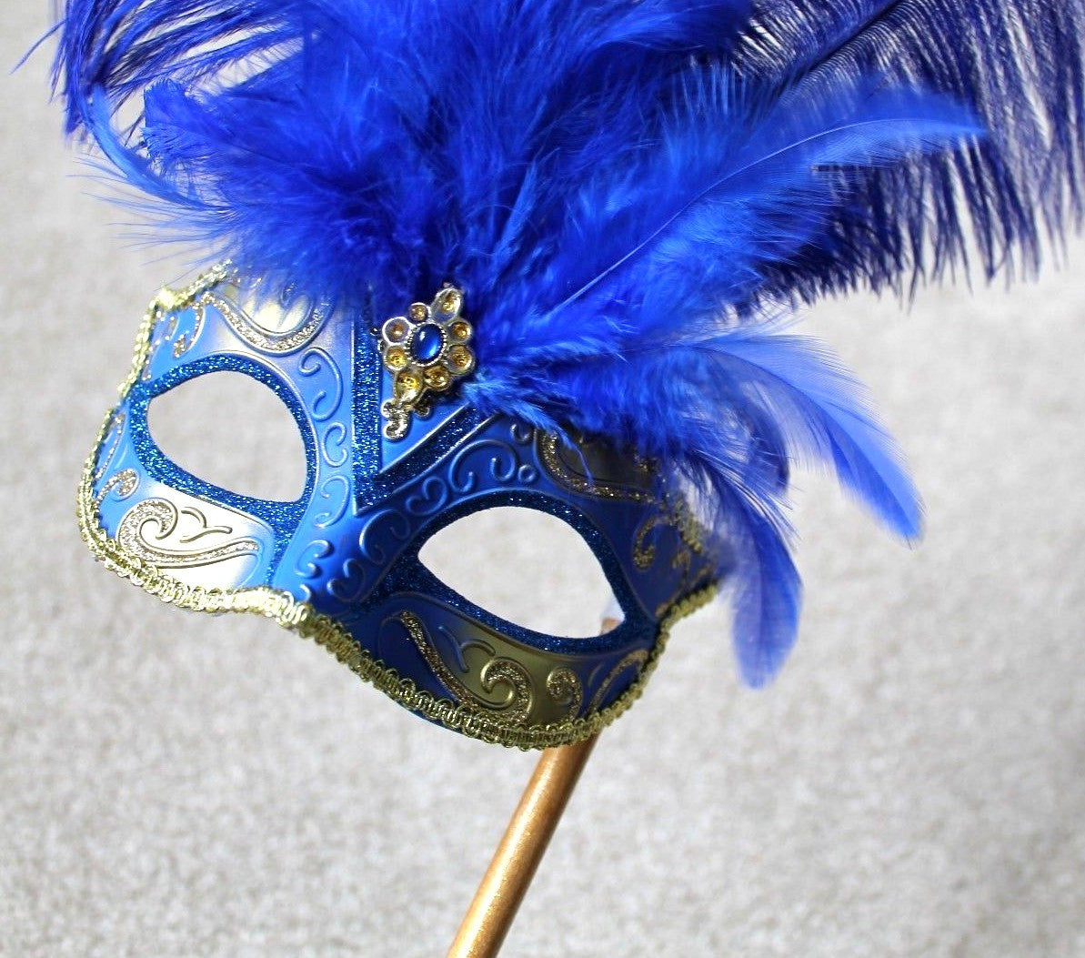BLUE & GOLD FEATHER HAND HELD MASK & STICK VENETIAN CARNIVAL MASQUERADE PARTY