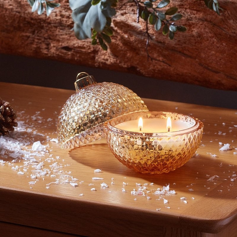 Christmas Bauble Design Vanilla Bourbon Candle  13cm Tall 15 Hour Burn Time