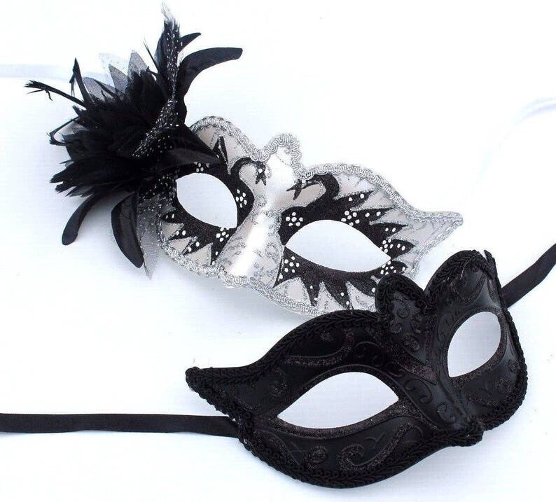 PAIR OF COUPLES BLACK WHITE & SILVER VENETIAN MASQUERADE PARTY BALL SWAN MASKS