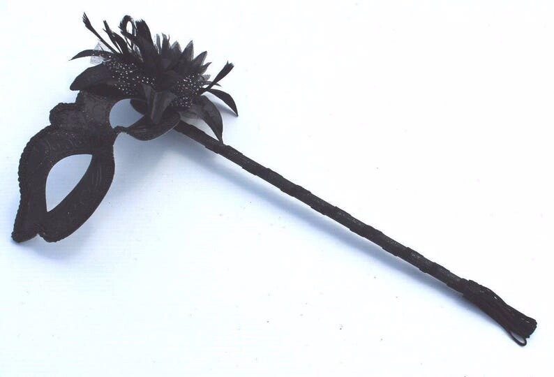 LADIES VENETIAN MASQUERADE BALL PARTY BLACK MASK & FLOWER ON A HAND HELD STICK