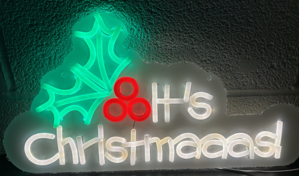 45cm Neon 'It's Christmaaas!' Sign LED Light Up Decoration Mains Power 3m Cable