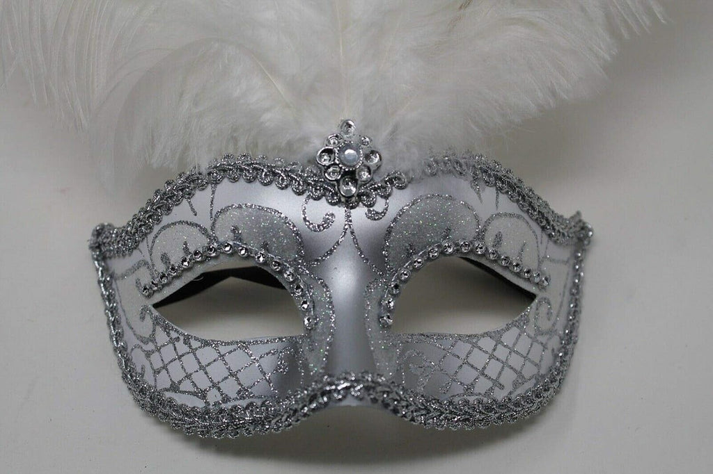 LADIES WHITE & SILVER VENETIAN MASQUERADE PARTY CARNIVAL BALL EYE FEATHER MASK