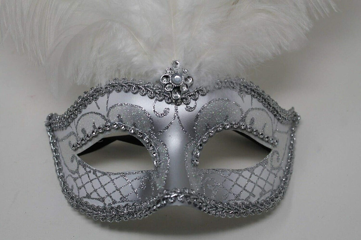 LADIES WHITE & SILVER VENETIAN MASQUERADE PARTY CARNIVAL BALL EYE FEATHER MASK