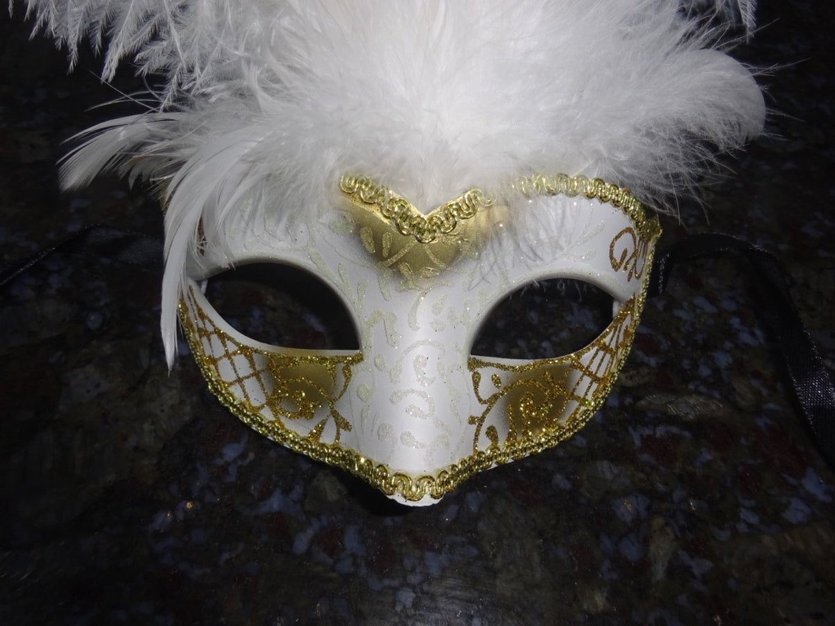 WHITE & GOLD VENETIAN MASQUERADE PARTY CARNIVAL BALL PROM EYE LONG FEATHER MASK