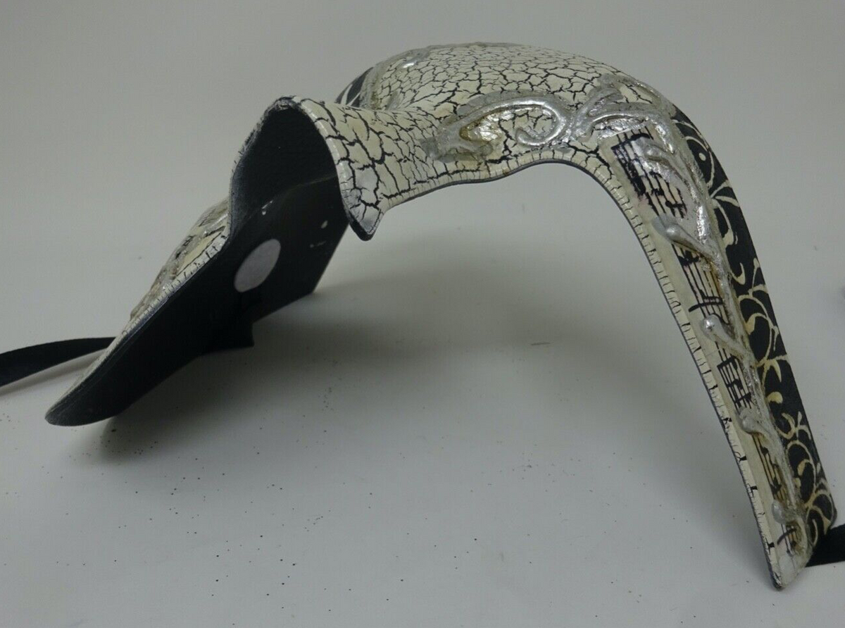 QUALITY BLACK RED & SILVER HALF FACE PHANTOM MUSICAL NOTES MASQUERADE MASK