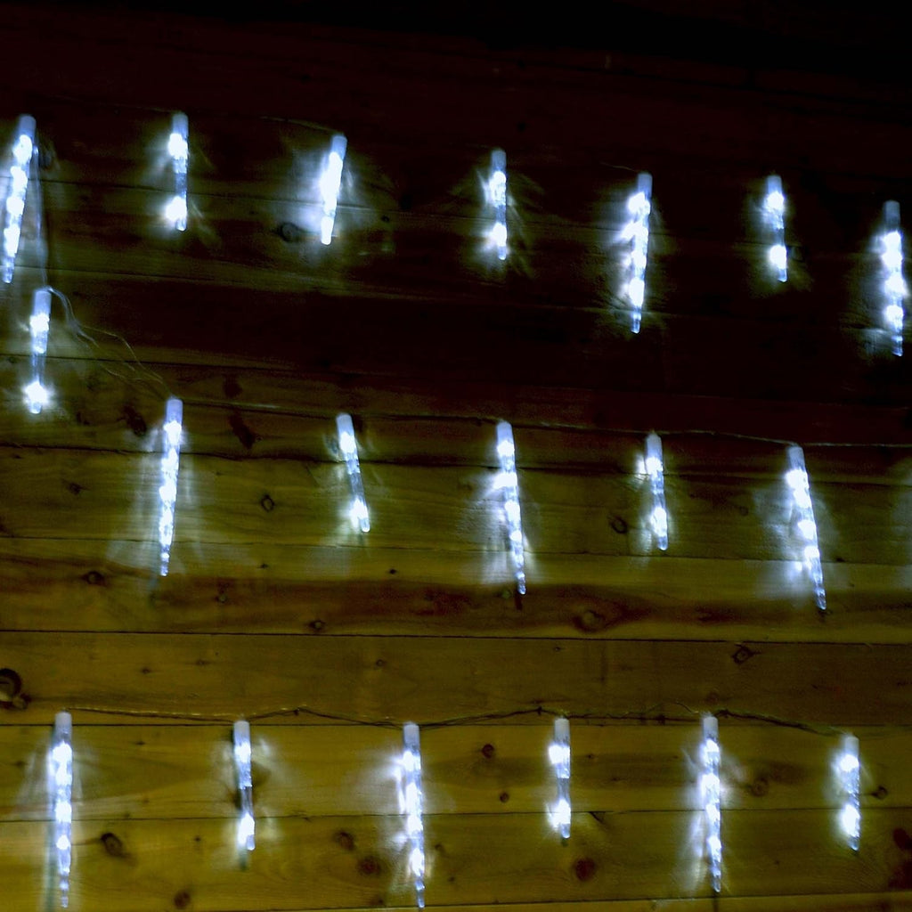 Chasing 24 Big Icicle Lights White LEDs Indoor Outdoor 6.9m Long Plus 10m Cable