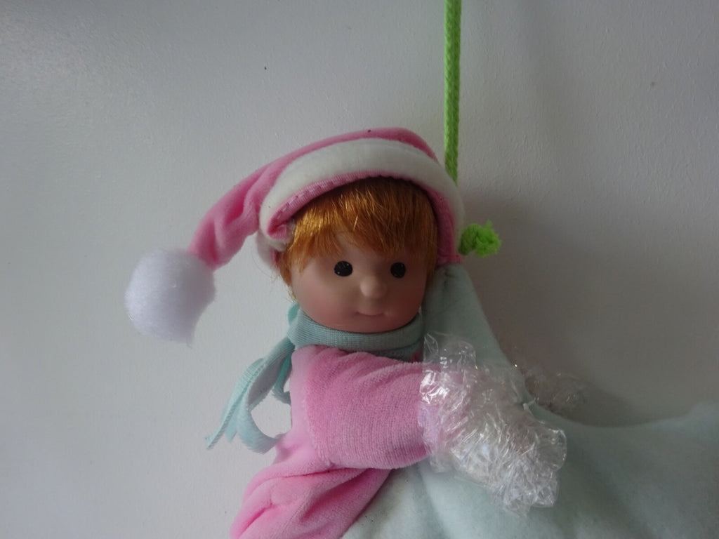 CHRISTENING NEW BORN GIFT BABY GIRL PORCELAIN DOLL HANGER STAR TEDDY & CHIMES
