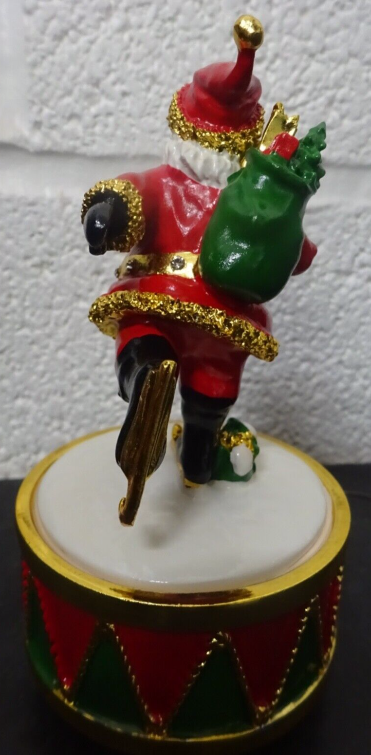 Christmas Musical Skating Santa Ceramic Gold Plated Figurine Wind Up 12cm Tall
