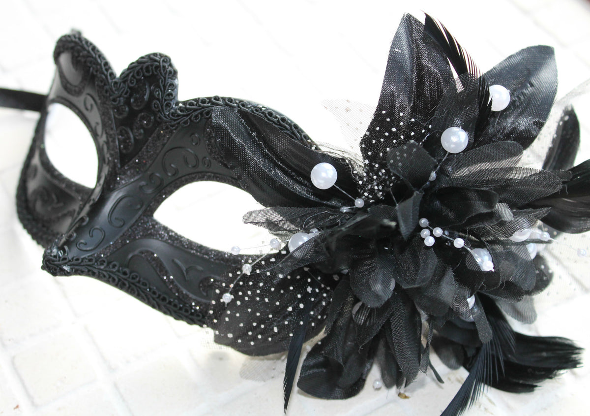 LADIES BLACK MASK WITH  PEARLS & FLOWER VENETIAN CARNIVAL MASQUERADE MASK