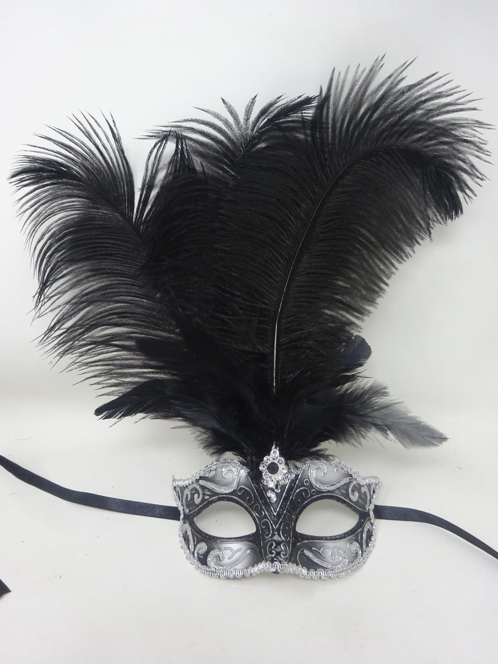 Stunning Black and Silver Assorted Ostrich Feather Masquerade Party Ball Prom Eye Mask