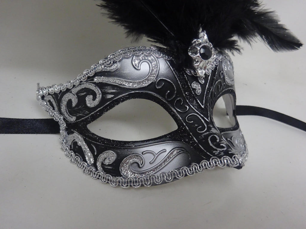 Stunning Black and Silver Assorted Ostrich Feather Masquerade Party Ball Prom Eye Mask