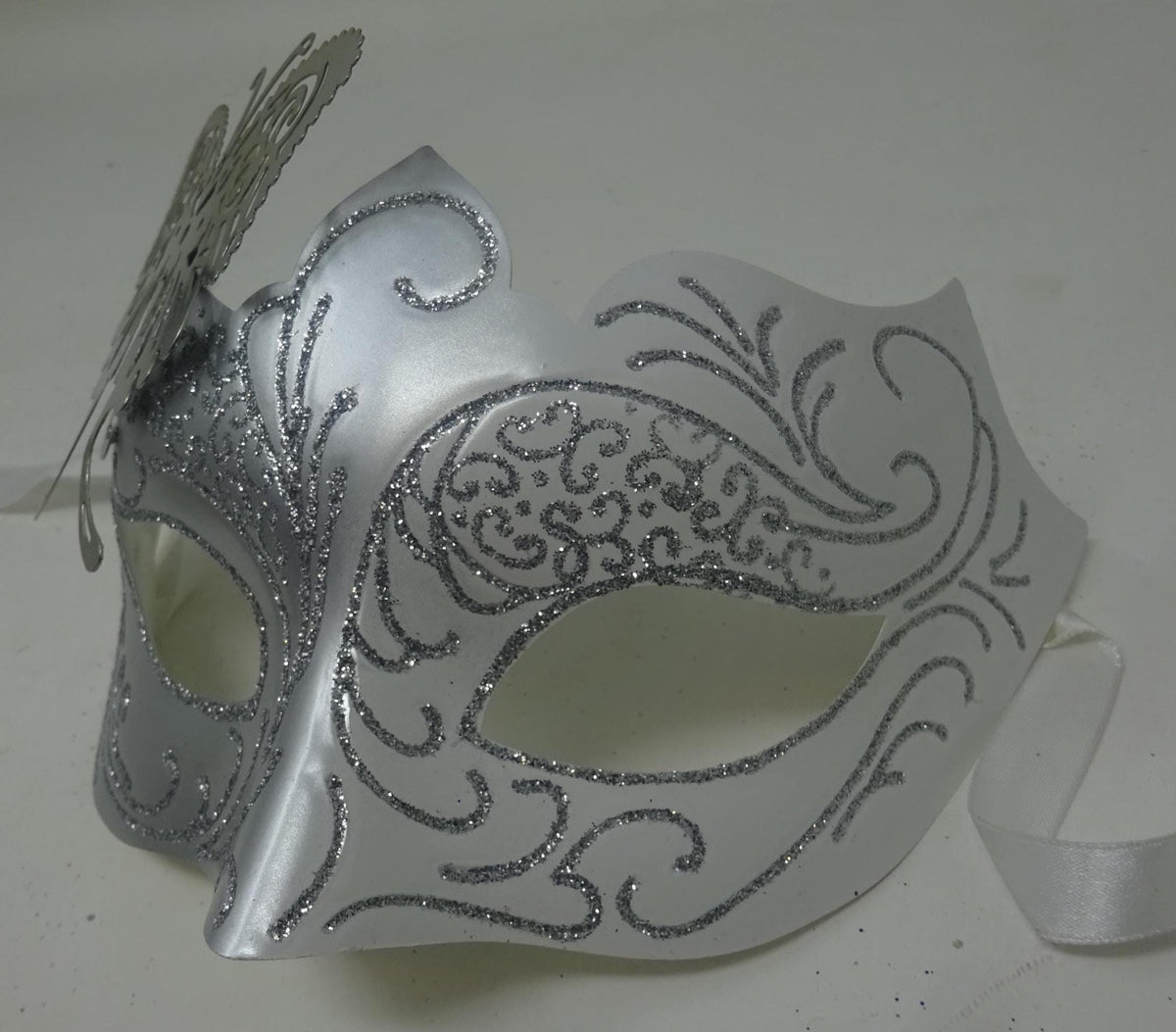 White & Silver Venetian Masquerade Party Prom Ball Carnival Mask with Silver Metal Butterfly