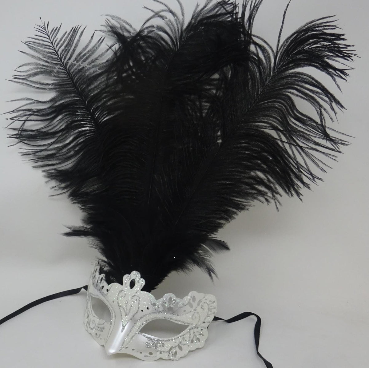 Ladies White & Silver Rialto Long Ostrich Feather Venetian Masquerade Ball Party Prom Eye Mask